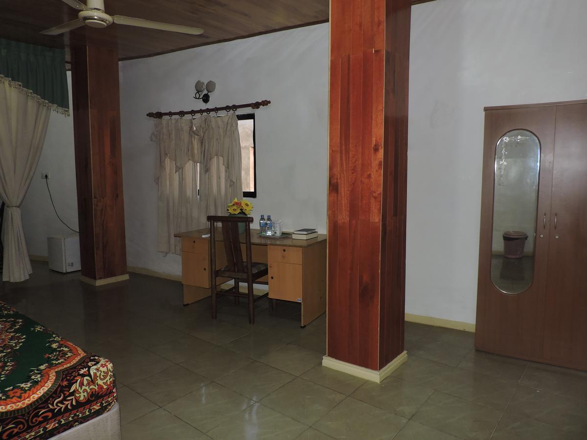 Green Park Beach Hotel Trincomalee Exterior foto