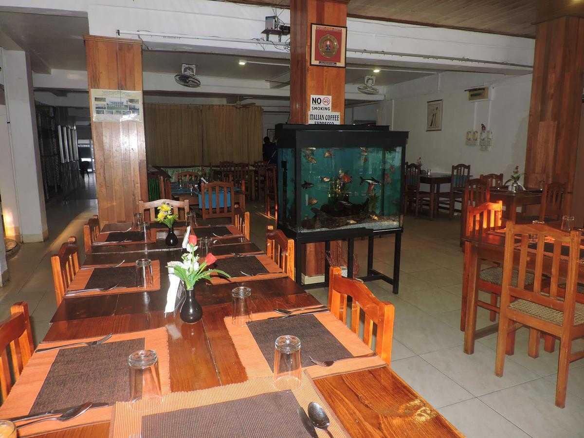 Green Park Beach Hotel Trincomalee Exterior foto