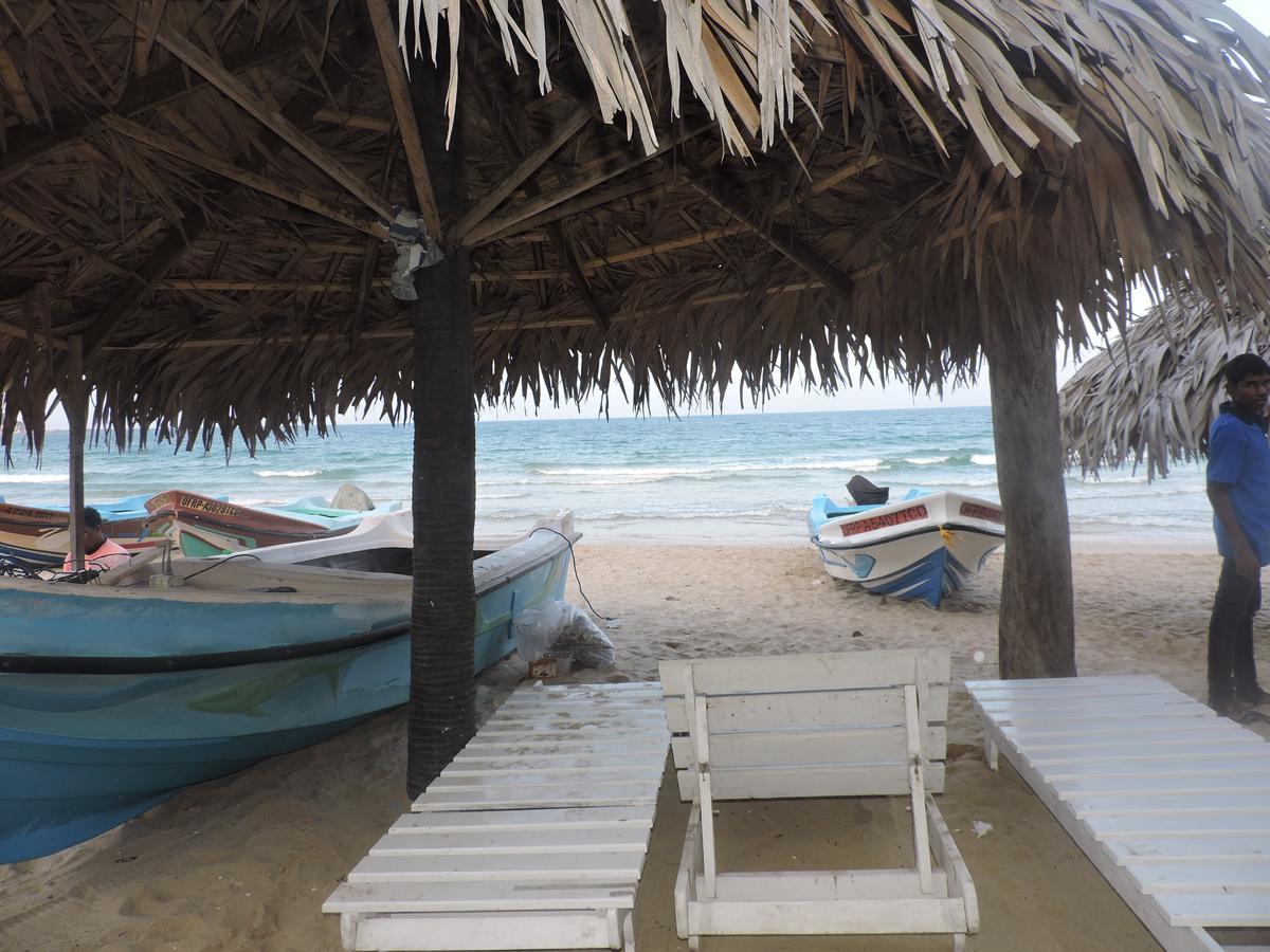 Green Park Beach Hotel Trincomalee Exterior foto