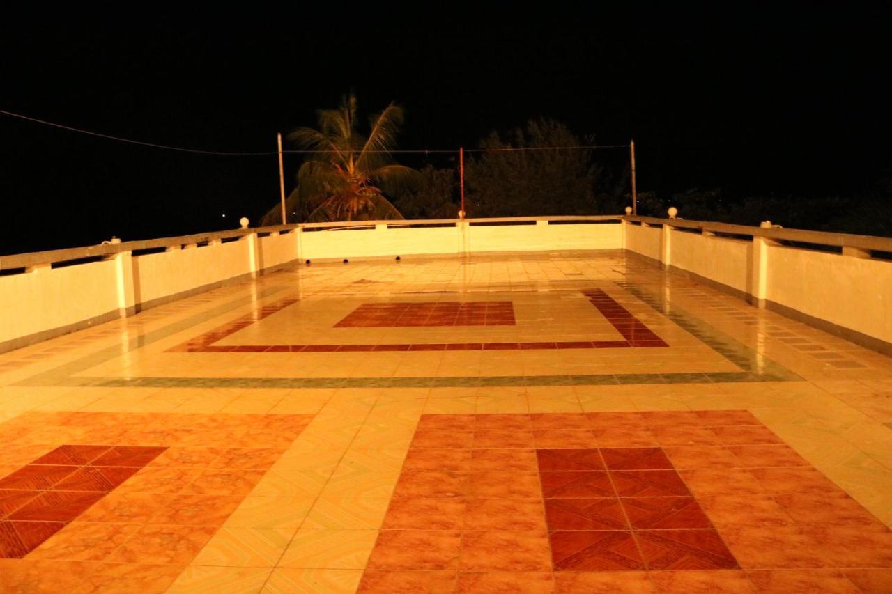 Green Park Beach Hotel Trincomalee Exterior foto